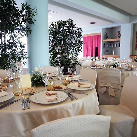 Rada Siri Hotel