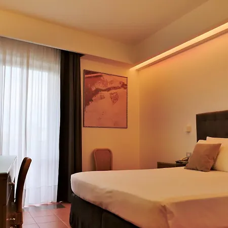 Hotel Rada Siri 4*