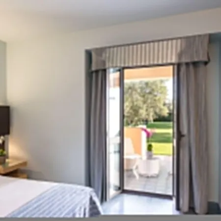 Rada Siri Hotel