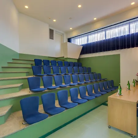 Rada Siri Hotel