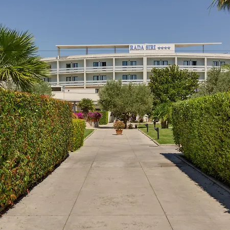 Отель Rada Siri
